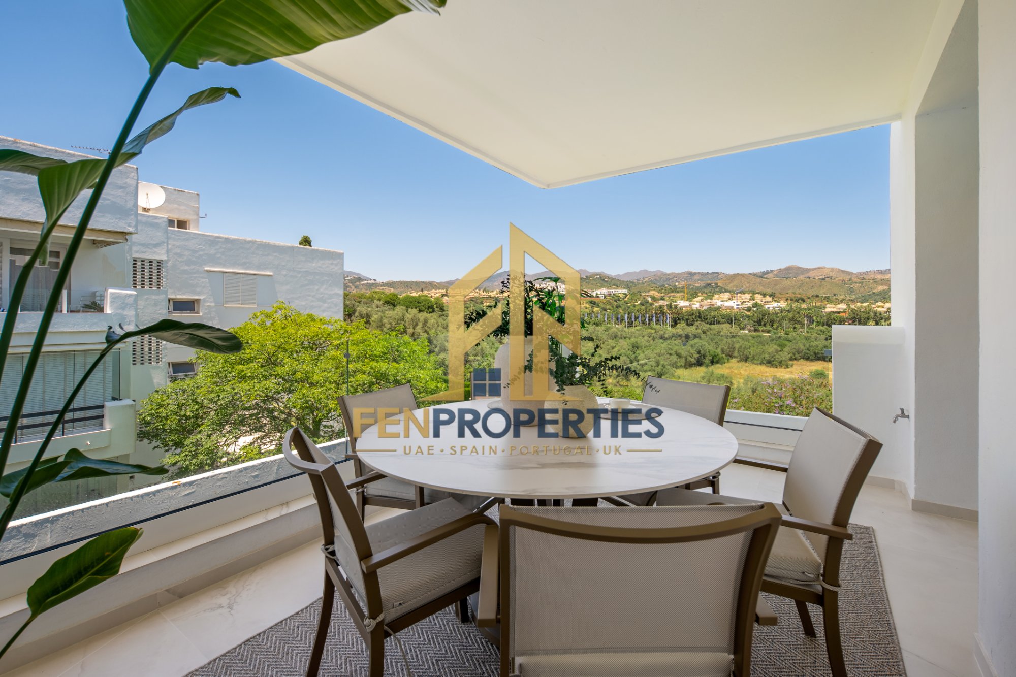 Penthouse in Los Monteros, Marbella East – photo 2 of 24