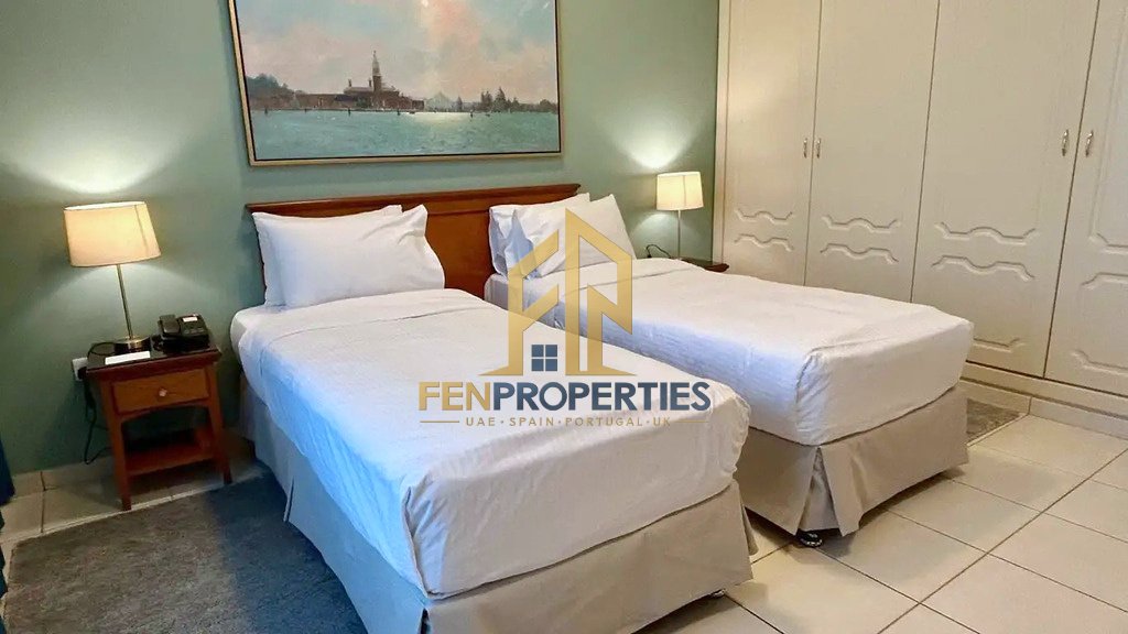 Apartment in Al Dhafrah, Abu Dhabi – photo 1 of 19