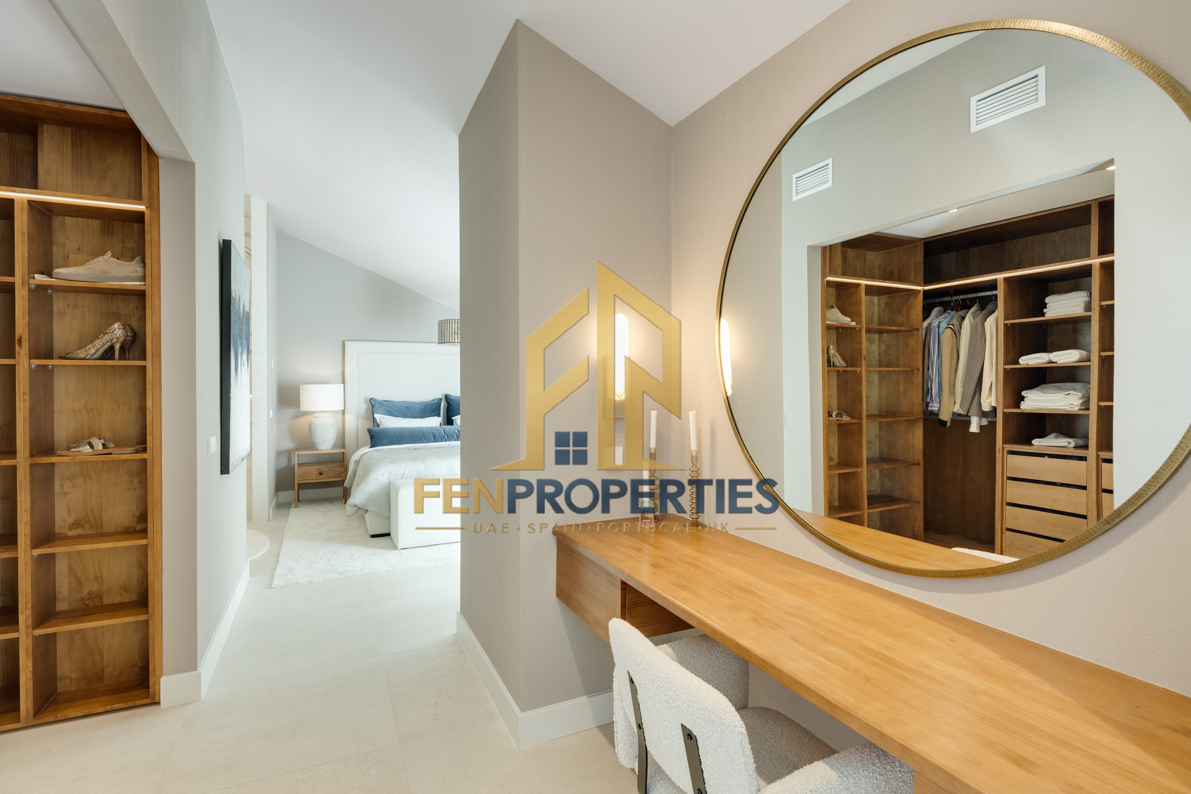 Penthouse in Marbella, Golden Mille – photo 1 of 21