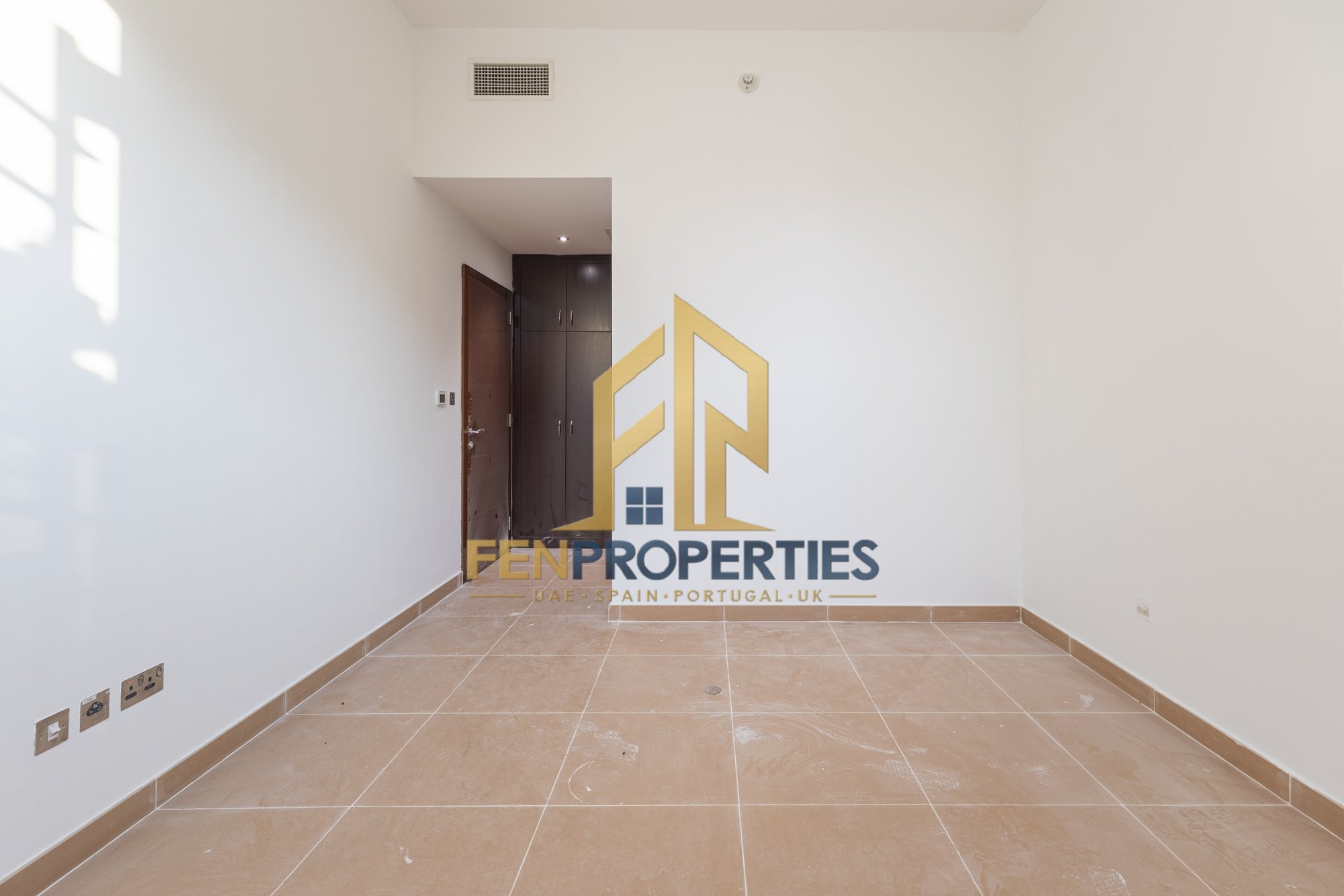 Apartment in Al Raha Beach – photo 2 of 9