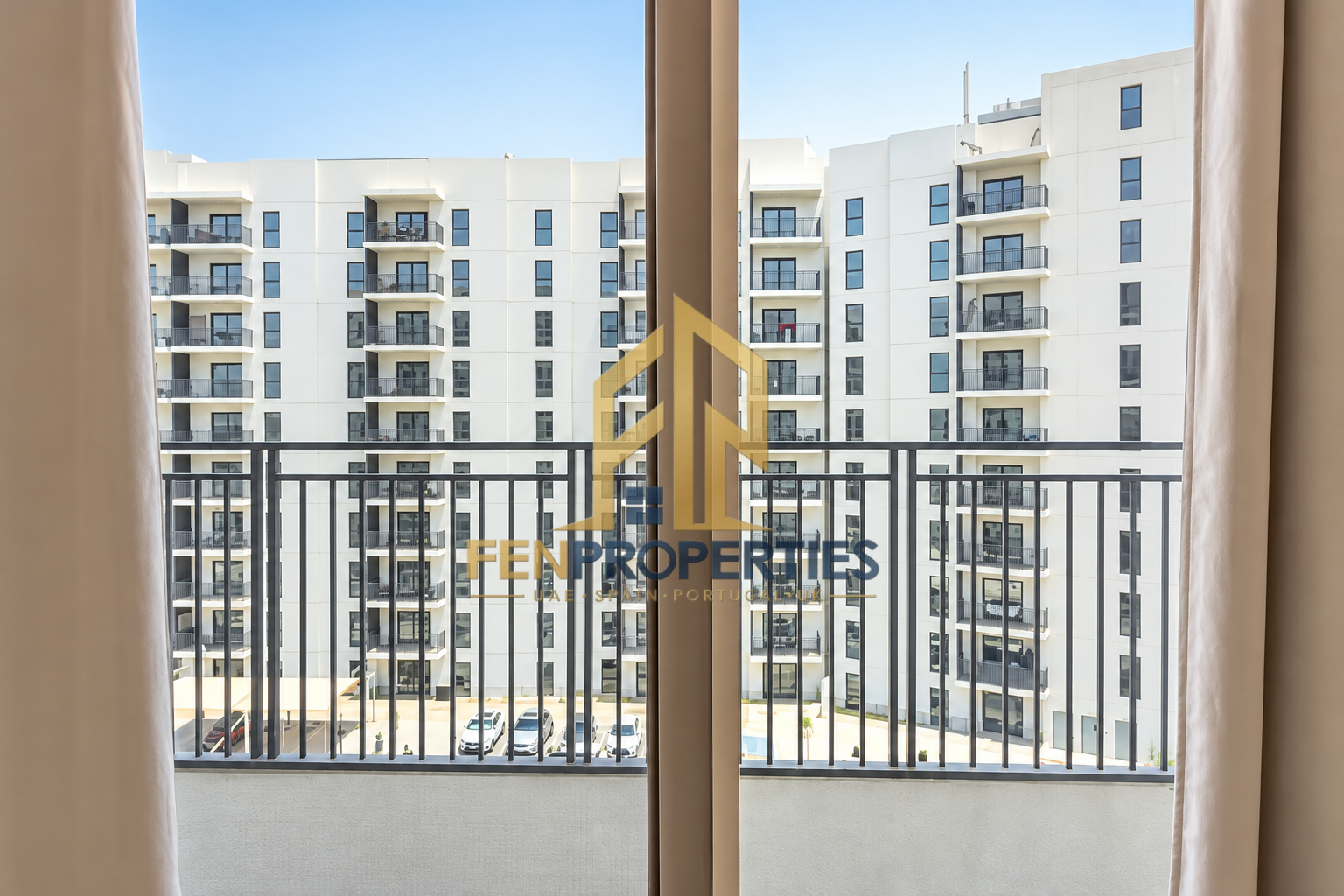 Apartment in Yas Island – photo 1 of 9