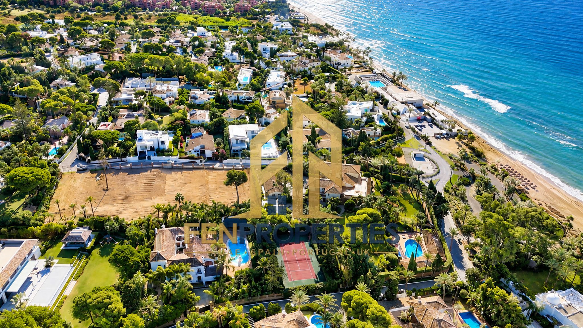 Land in Los Monteros, Marbella – photo 2 of 5
