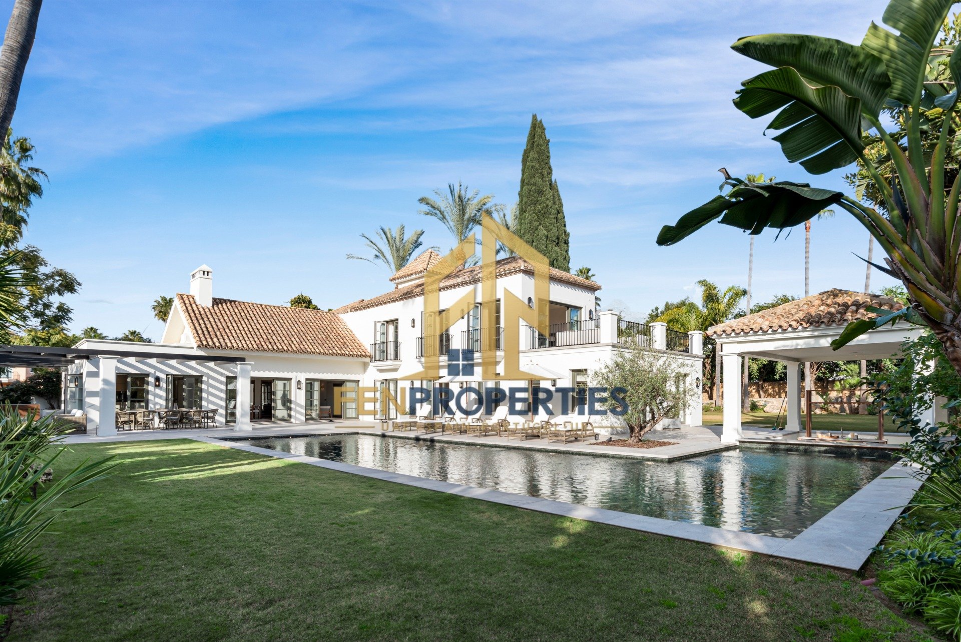 Villa in La Hacienda, Nueva Andalucia – photo 1 of 14