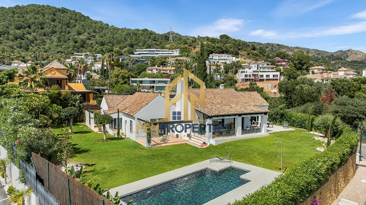 Villa in CASCADA DE CAMOJÁN, MARBELLA – photo 1 of 20