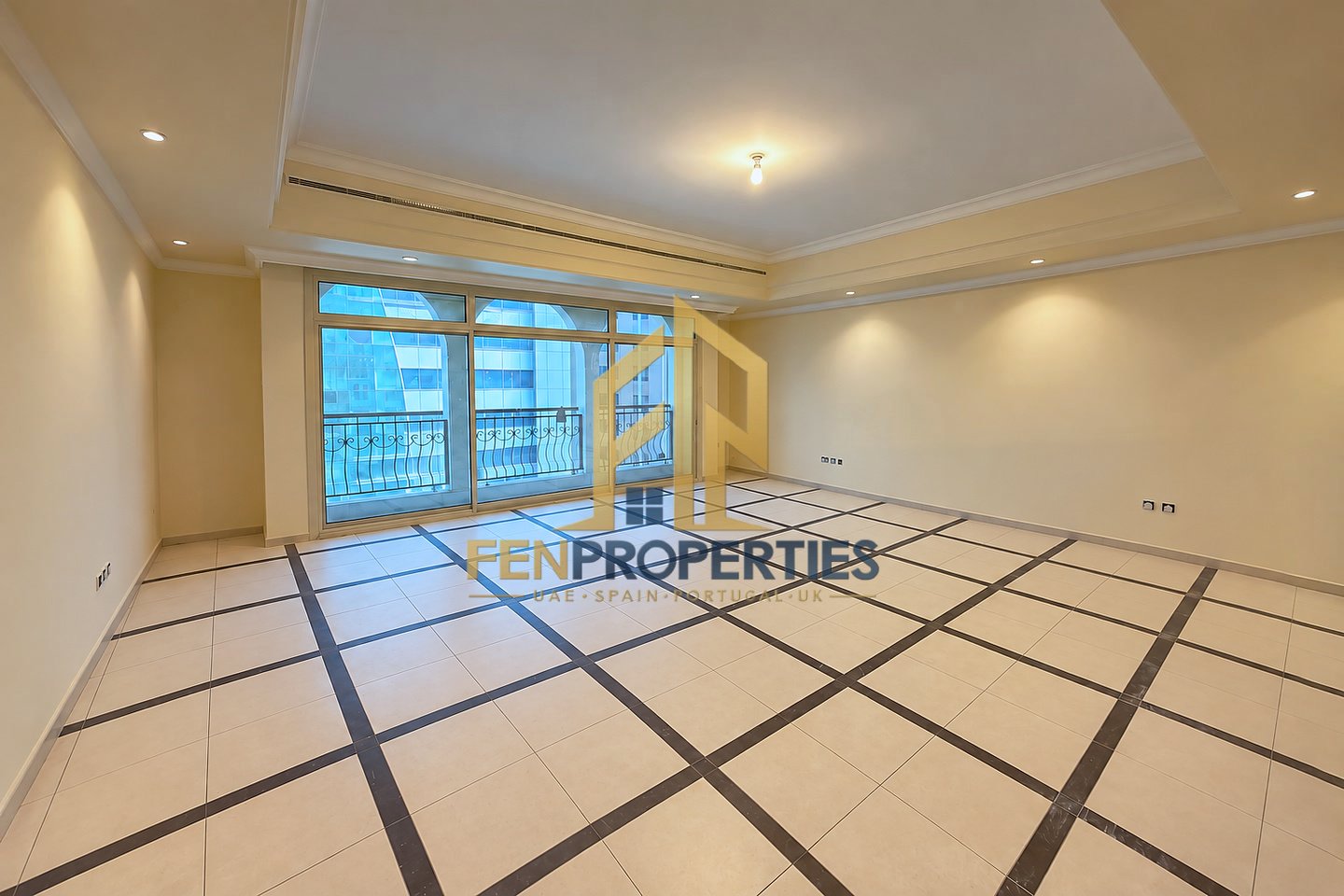Apartment in Al Nahyan – photo 1 of 11