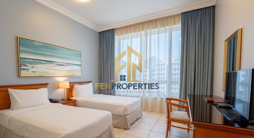 Apartment in Al Dhafrah, Abu Dhabi – photo 1 of 17