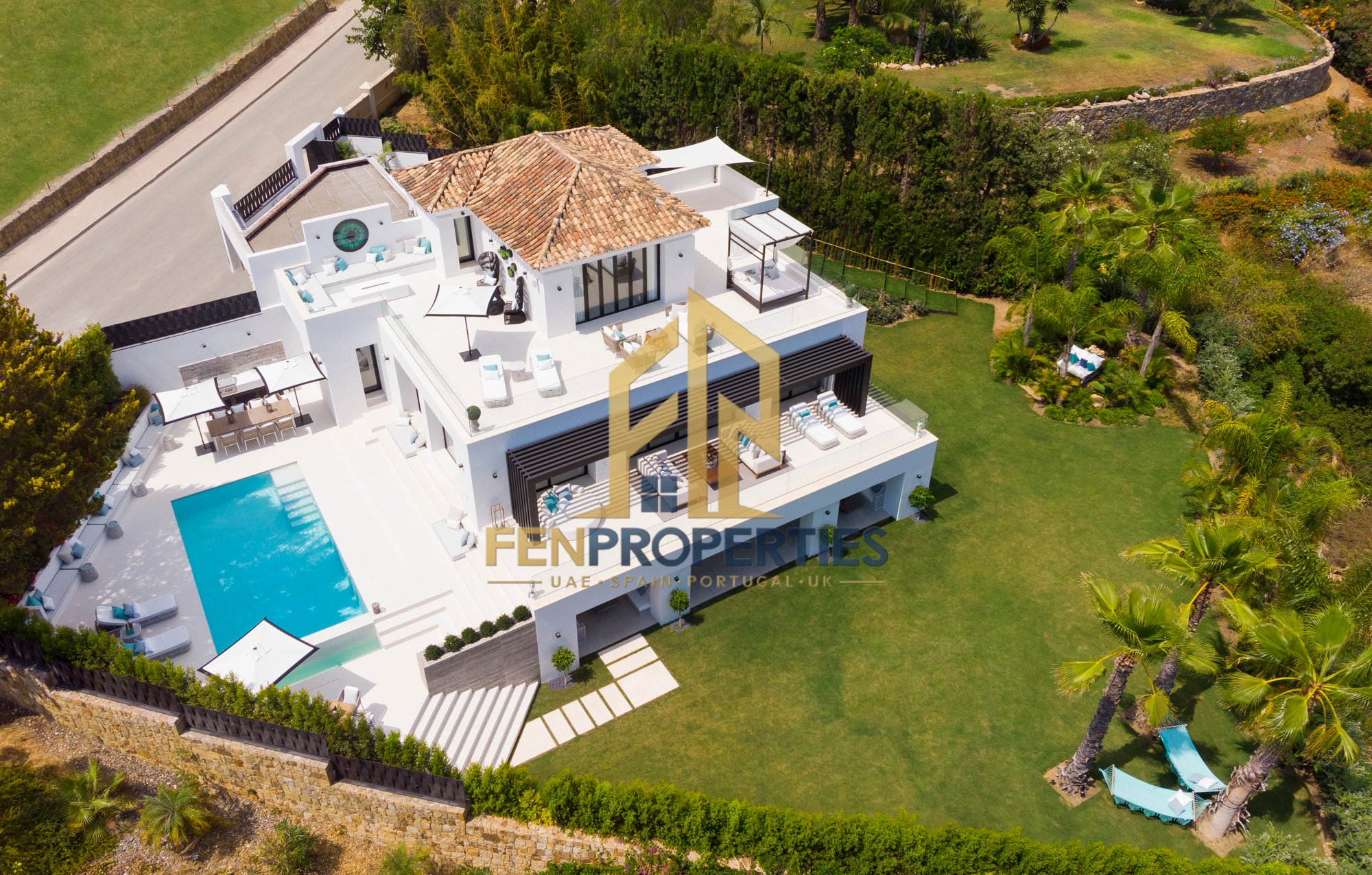 Villa in NUEVA ANDALUCÍA, MARBELLA – photo 1 of 15