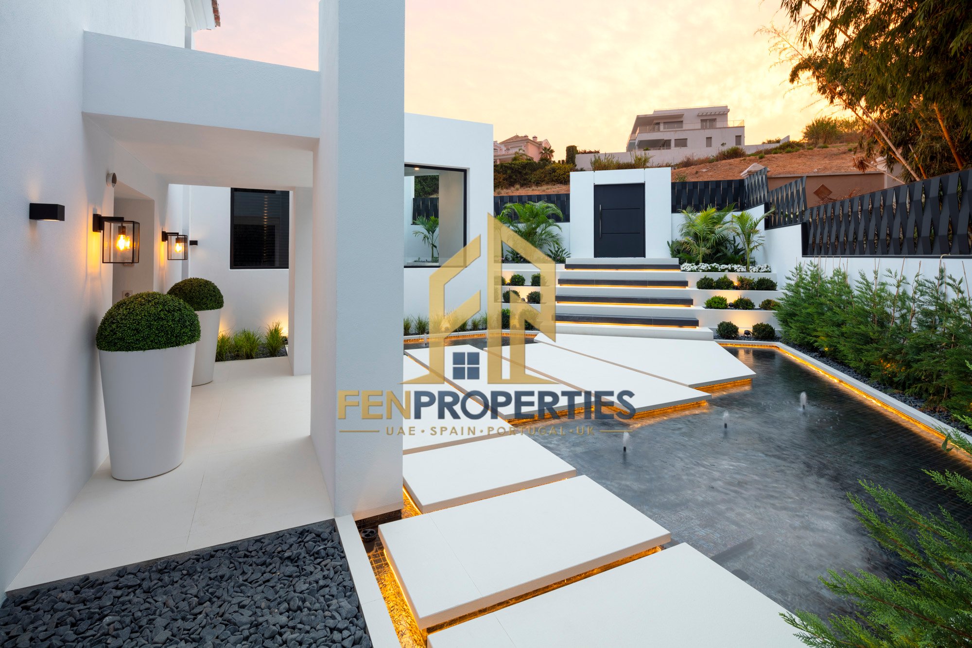 Villa in NUEVA ANDALUCÍA, MARBELLA – photo 2 of 15