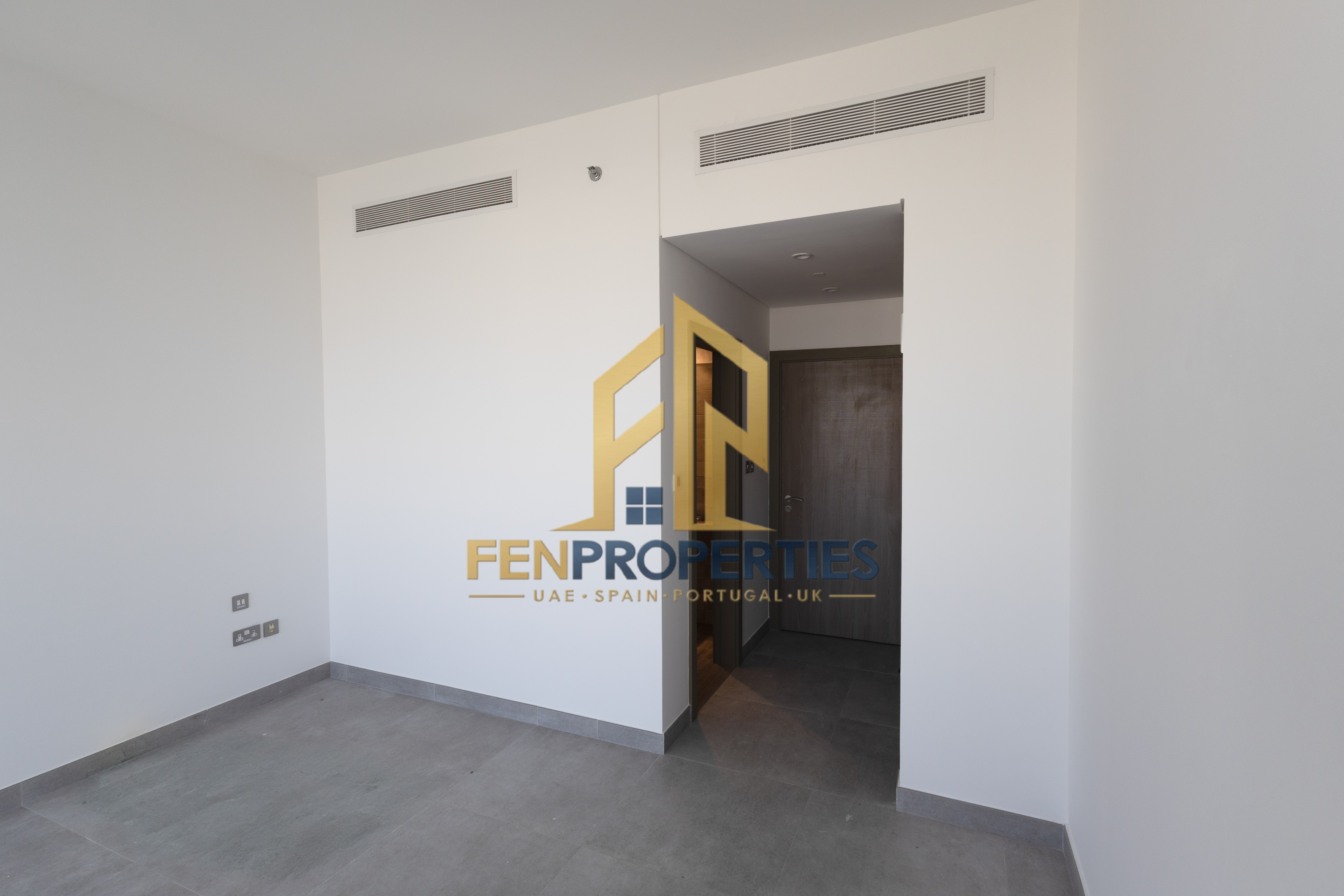 Apartment in Al Raha Beach – photo 1 of 13