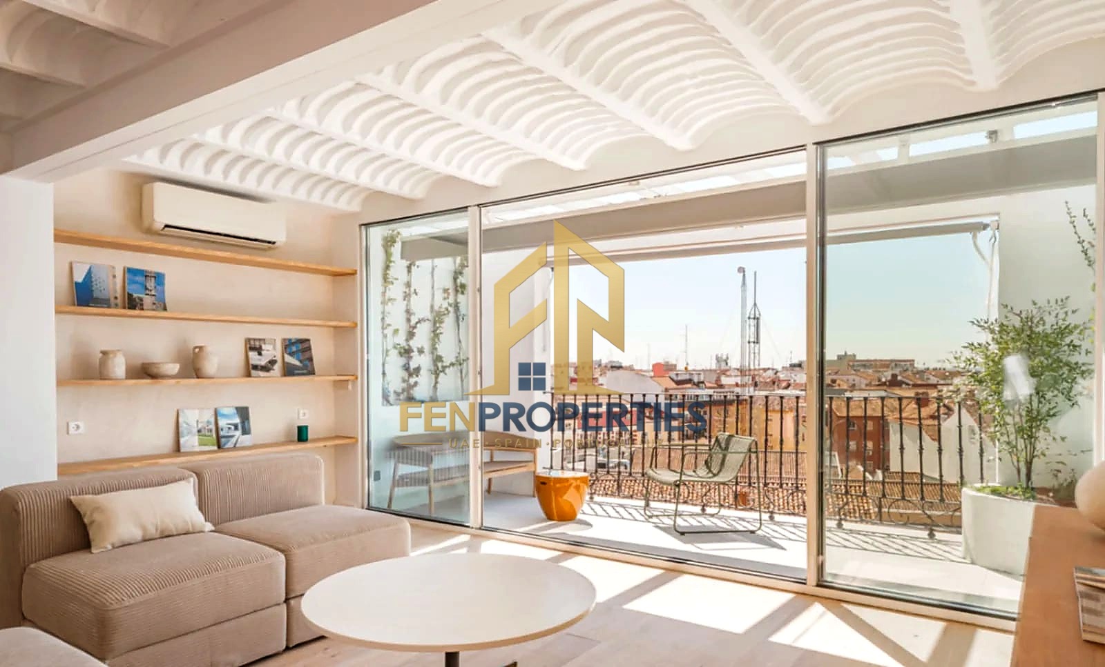 Penthouse in Centro, Madrid – photo 3 of 8