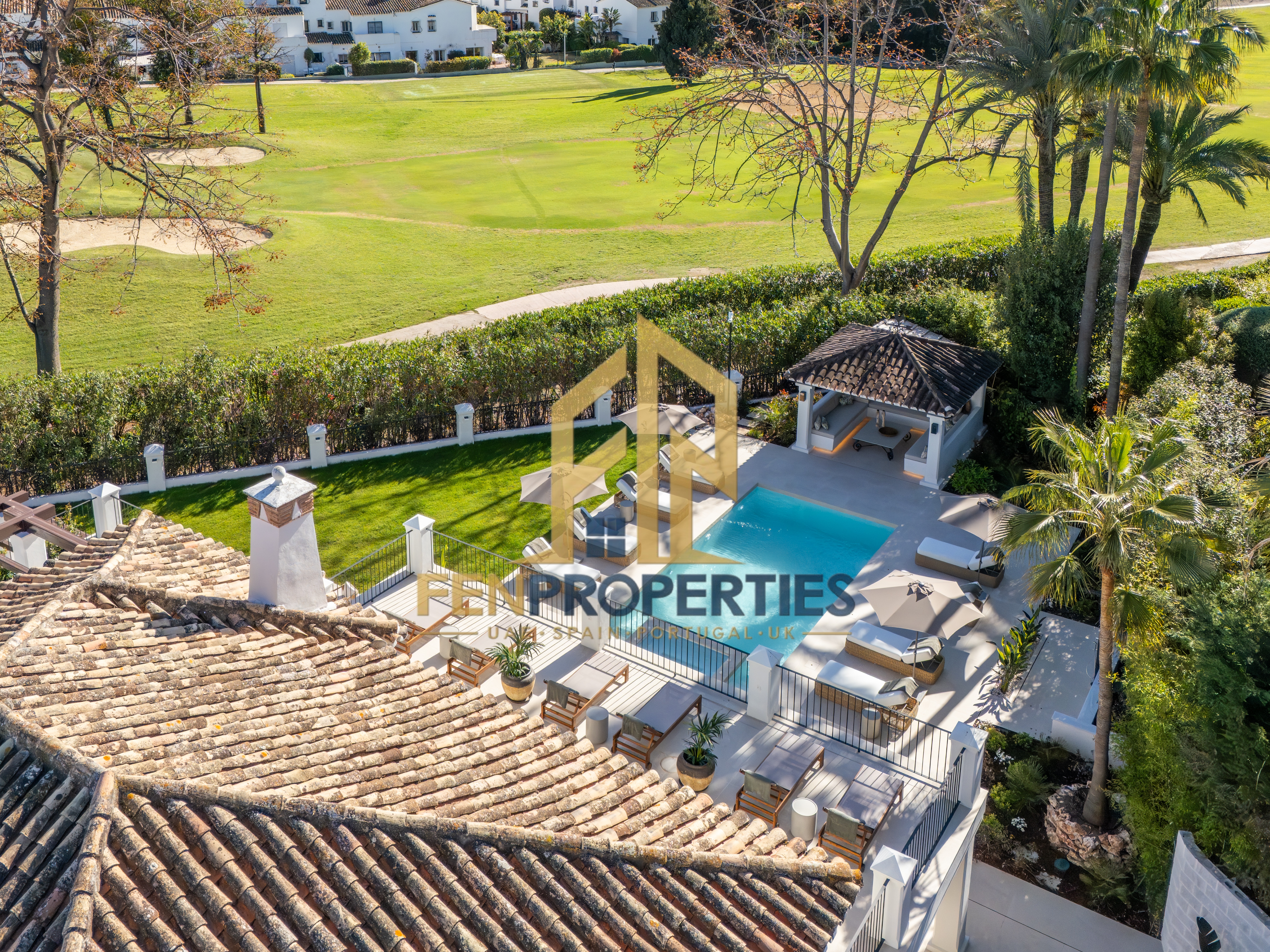Villa in La Cerquilla, Marbella – photo 2 of 19