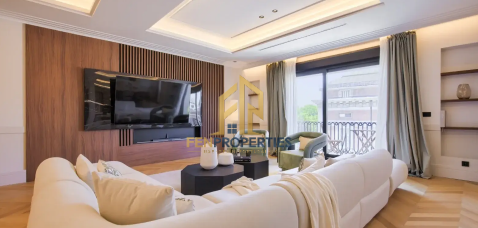 Apartment in Jerónimos, Madrid – photo 2 of 19