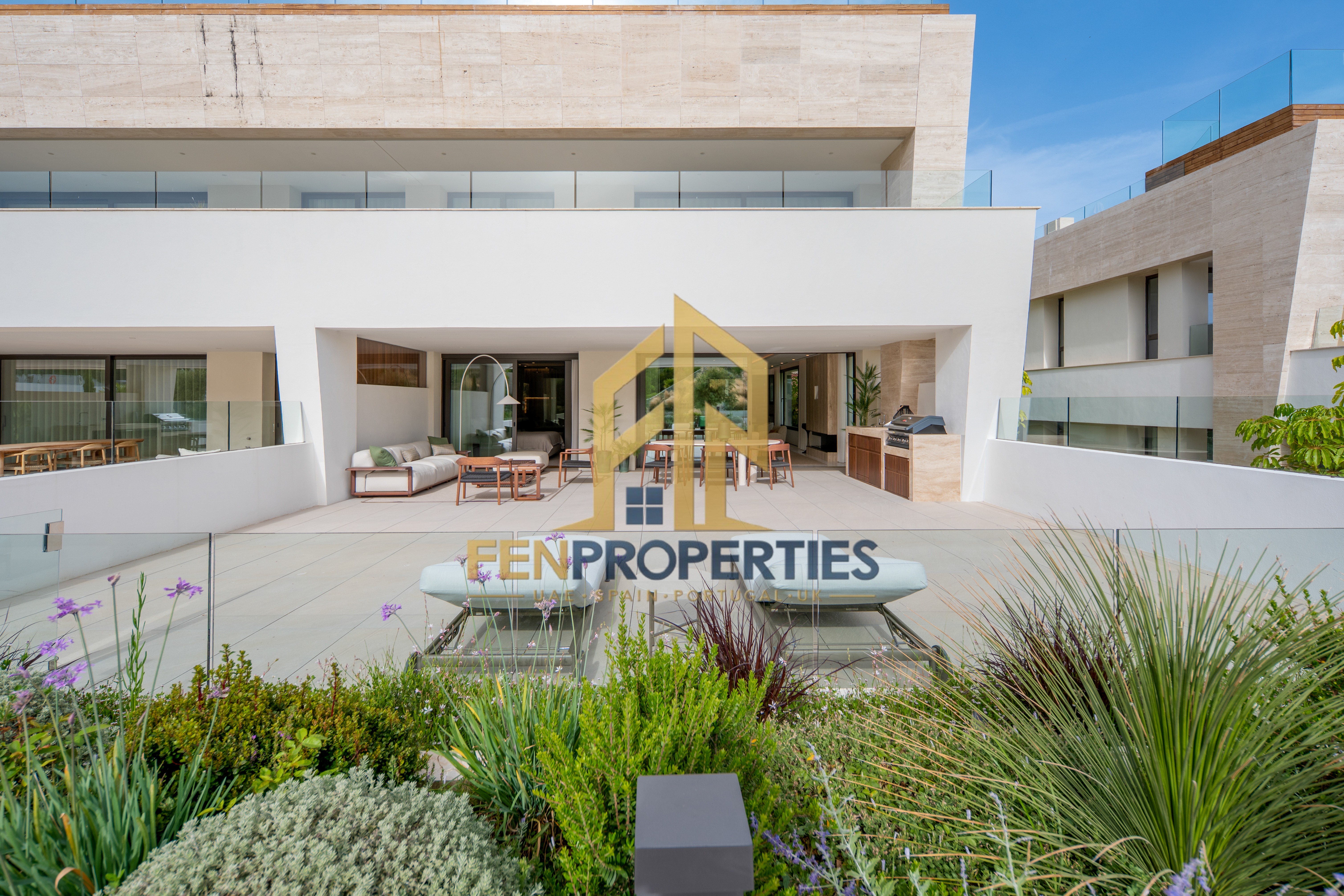 Apartment in Golden Mille, Marbella – photo 1 of 18