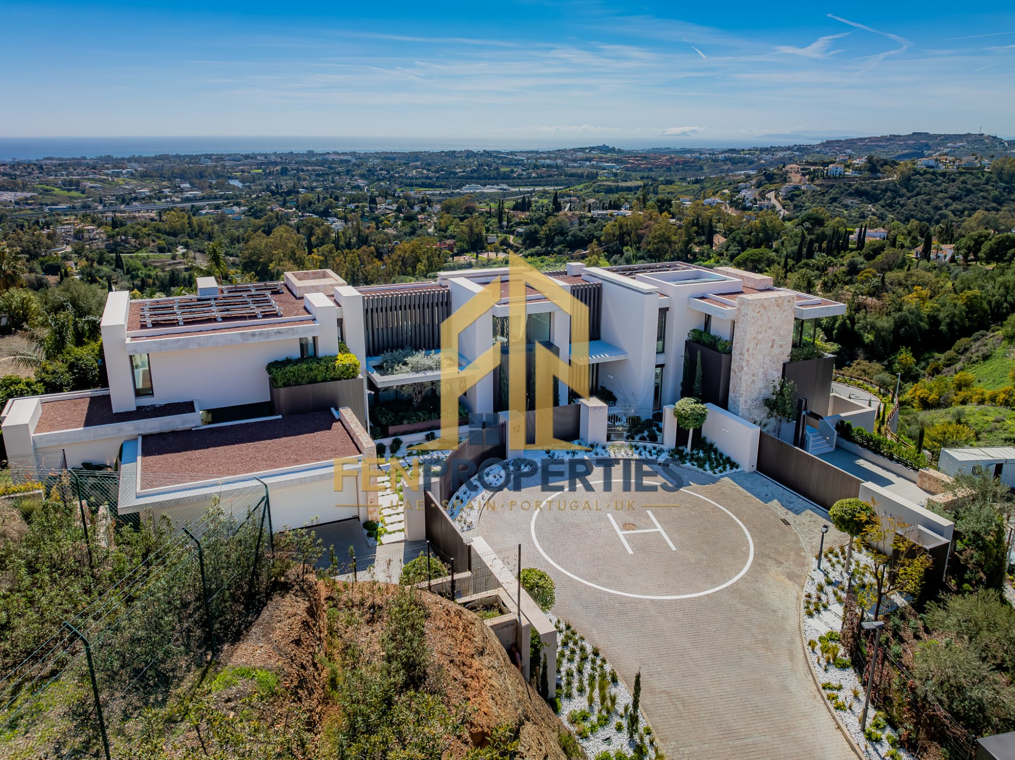 Villa in La Quinta, Benahavís, Costa del Sol – photo 2 of 32