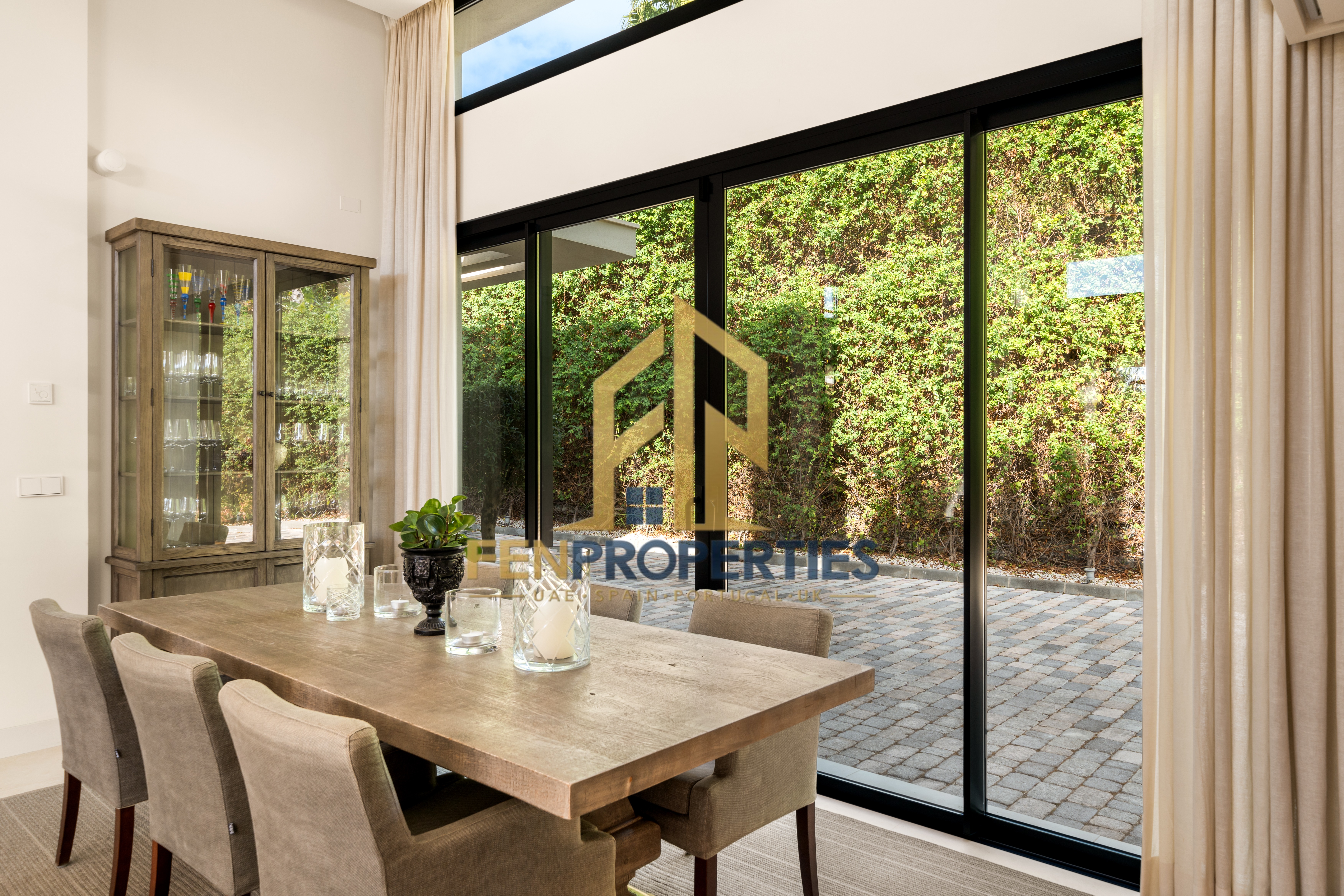 Villa in La Concha, Marbella – photo 1 of 15