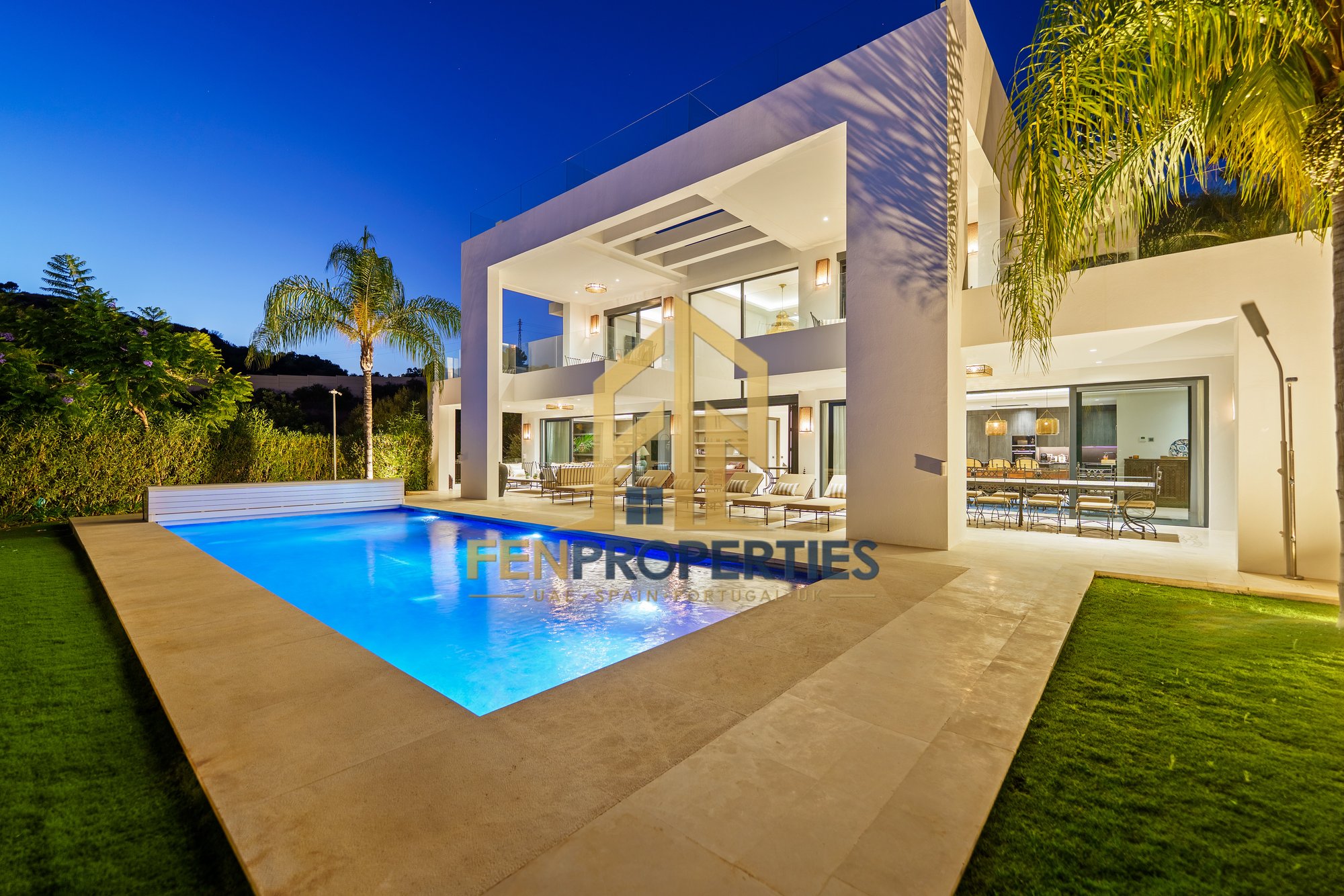 Villa in Marbella, Nueva Andalucia – photo 1 of 20