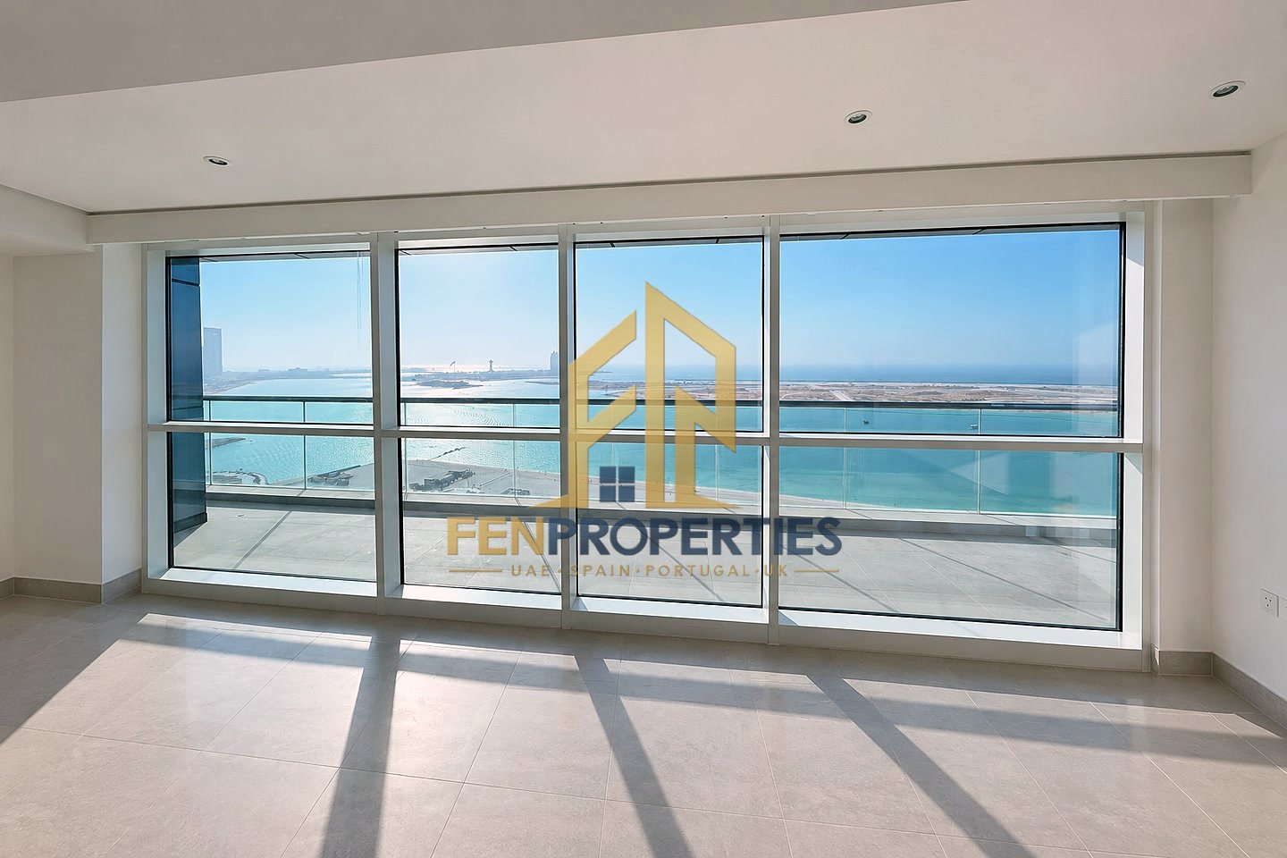 Apartment in Corniche – photo 2 of 14