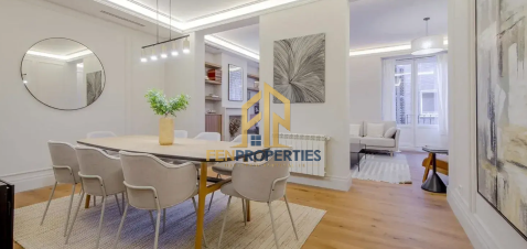 Apartment in Calle Cervantes, Centro, Las Letras,Madrid – photo 3 of 14