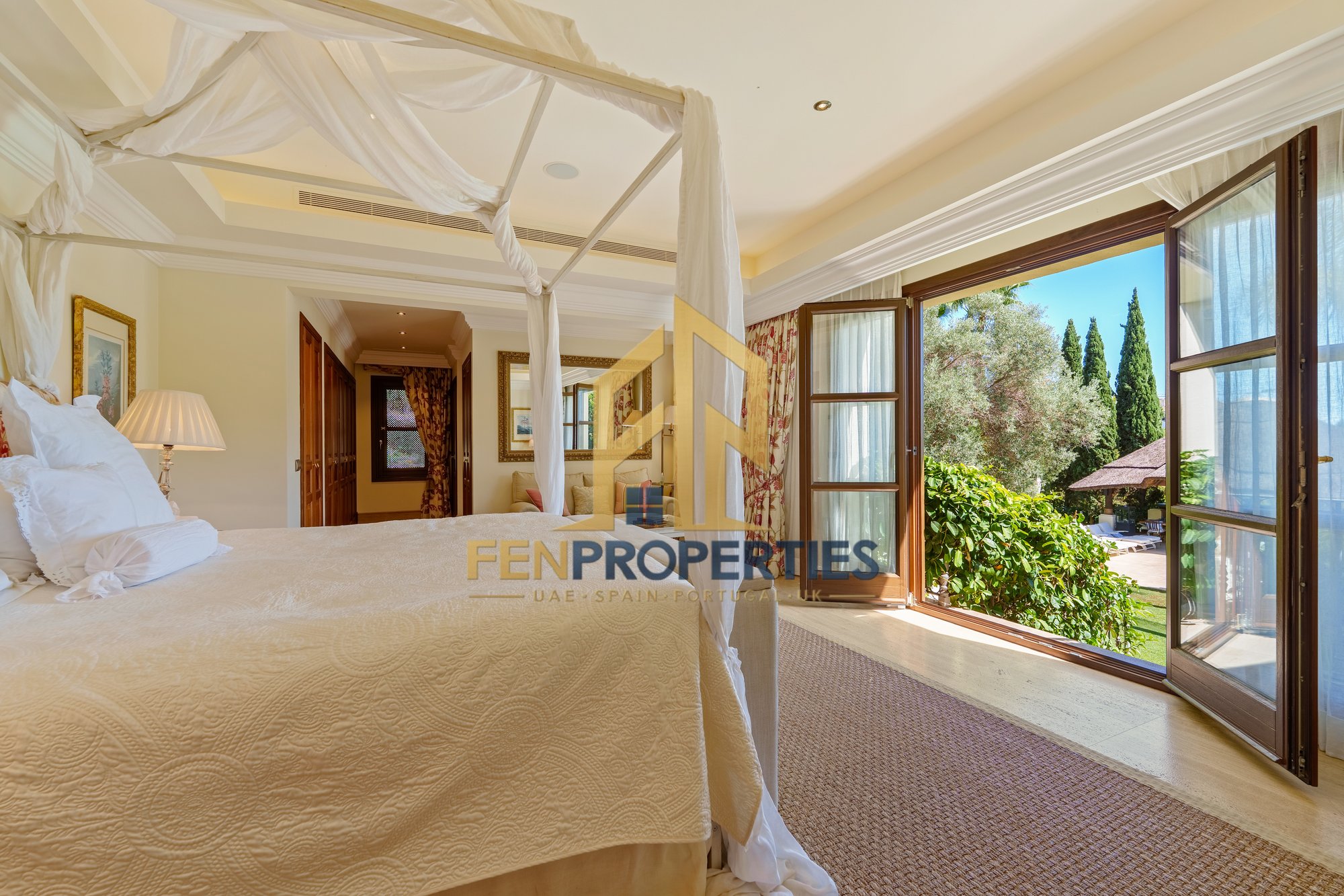 Villa in Golden Mile, Marbella – photo 3 of 16