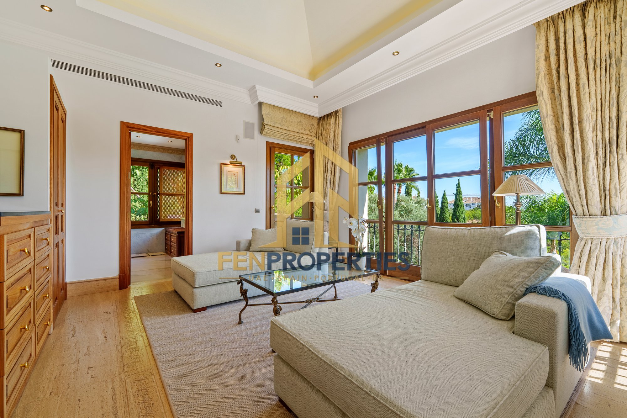 Villa in Golden Mile, Marbella – photo 2 of 16