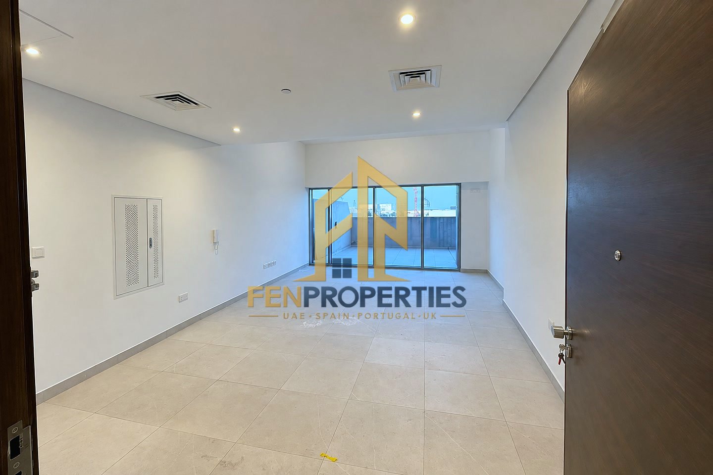 Apartment in Al Reem Island – photo 1 of 14