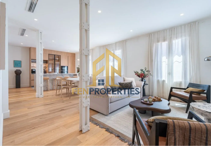 Apartment in Retiro, Madrid – photo 2 of 16
