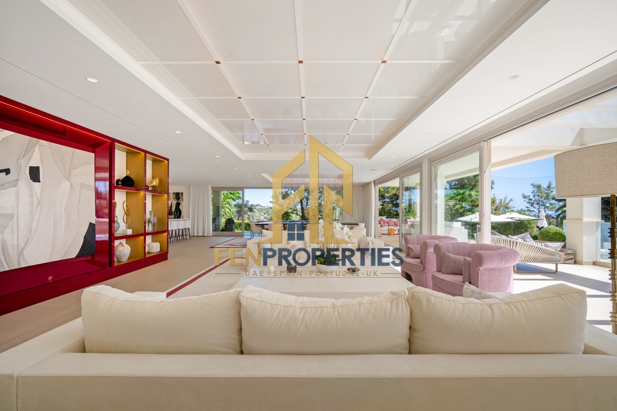 Villa in Marbella, Nueva Andalucia – photo 2 of 11