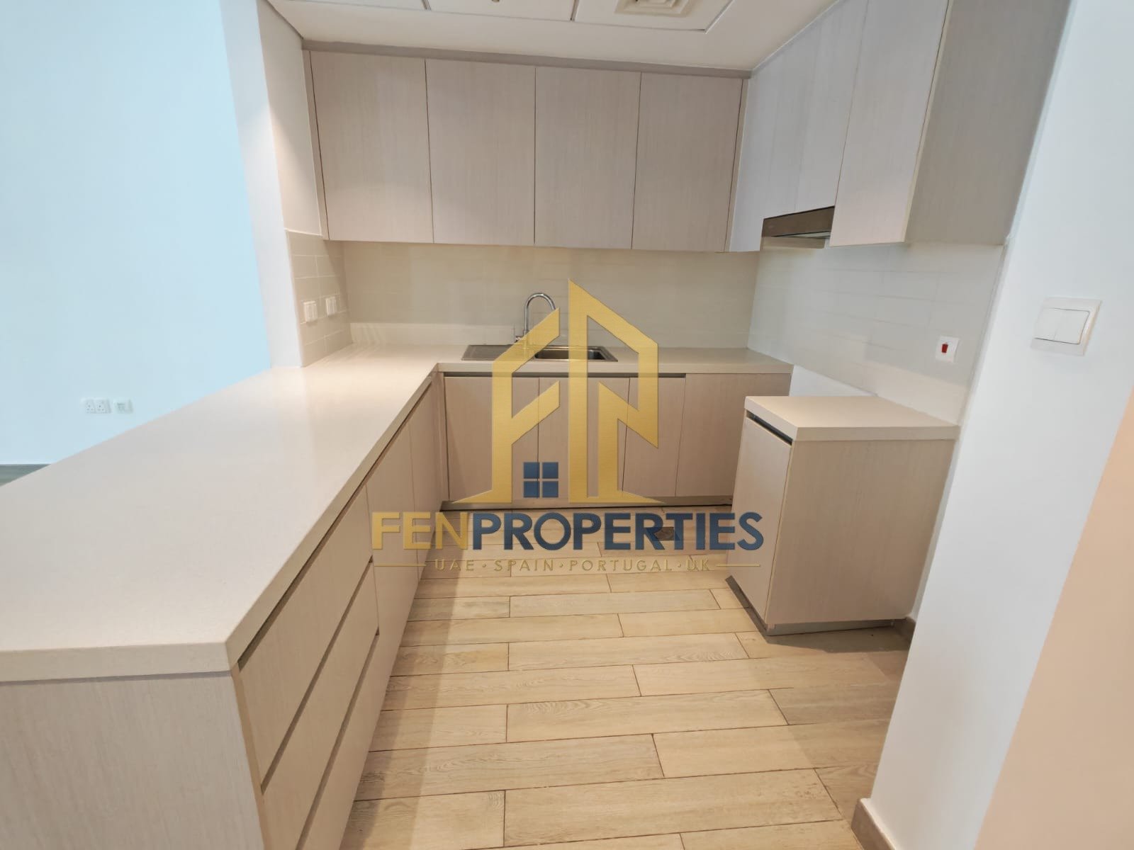 Apartment in Yas Island – photo 1 of 9