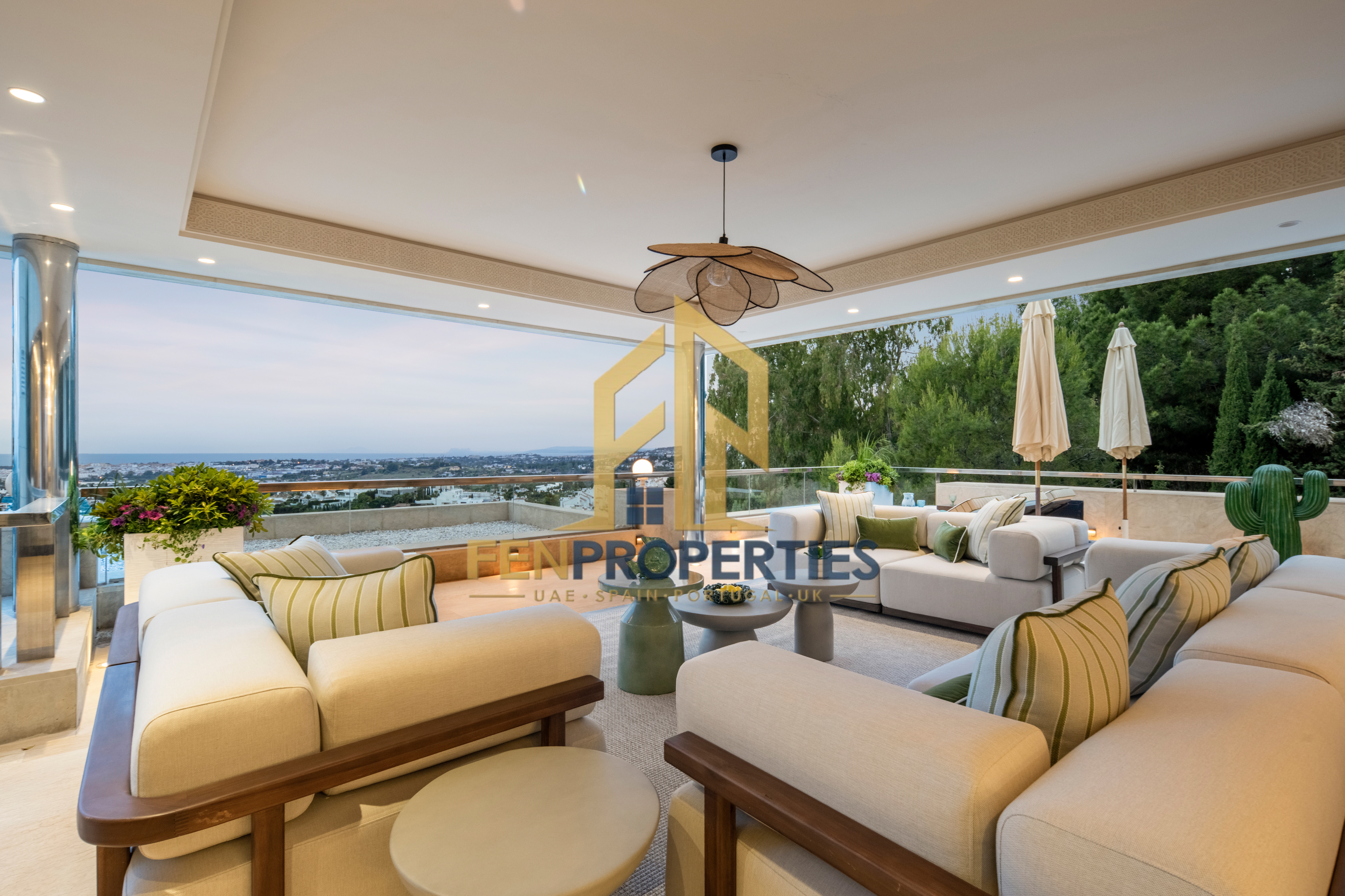 Penthouse in Nueva Andalucia, Marbella – photo 1 of 30