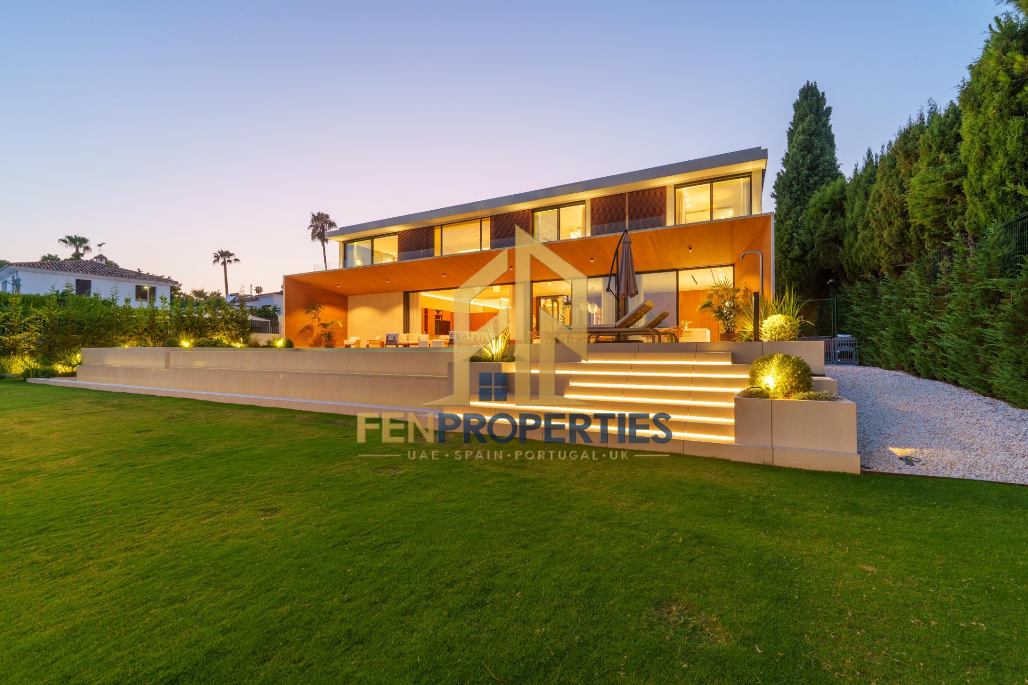 Villa in GUADALMINA ALTA, MARBELLA – photo 1 of 21