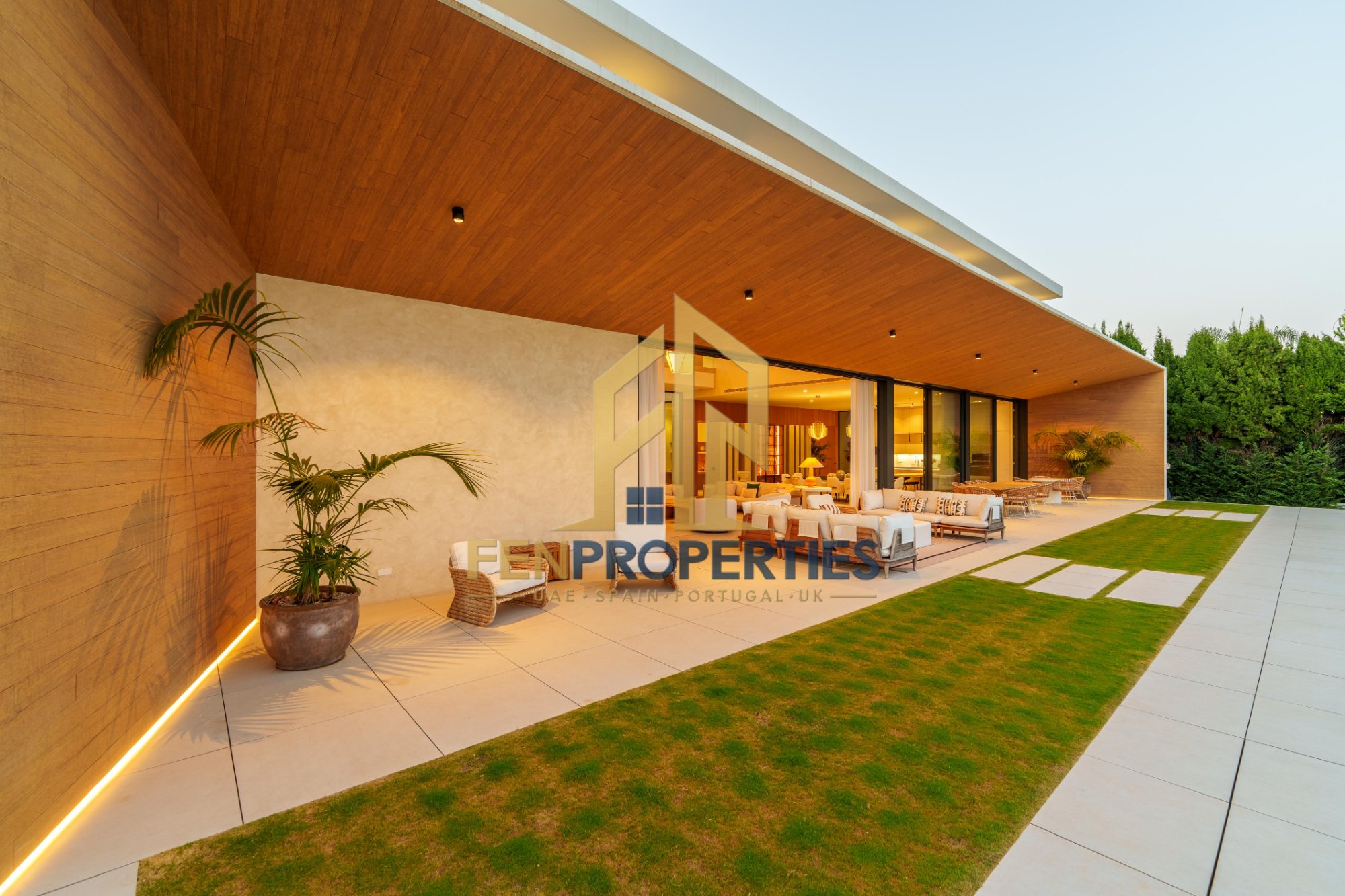 Villa in GUADALMINA ALTA, MARBELLA – photo 2 of 21