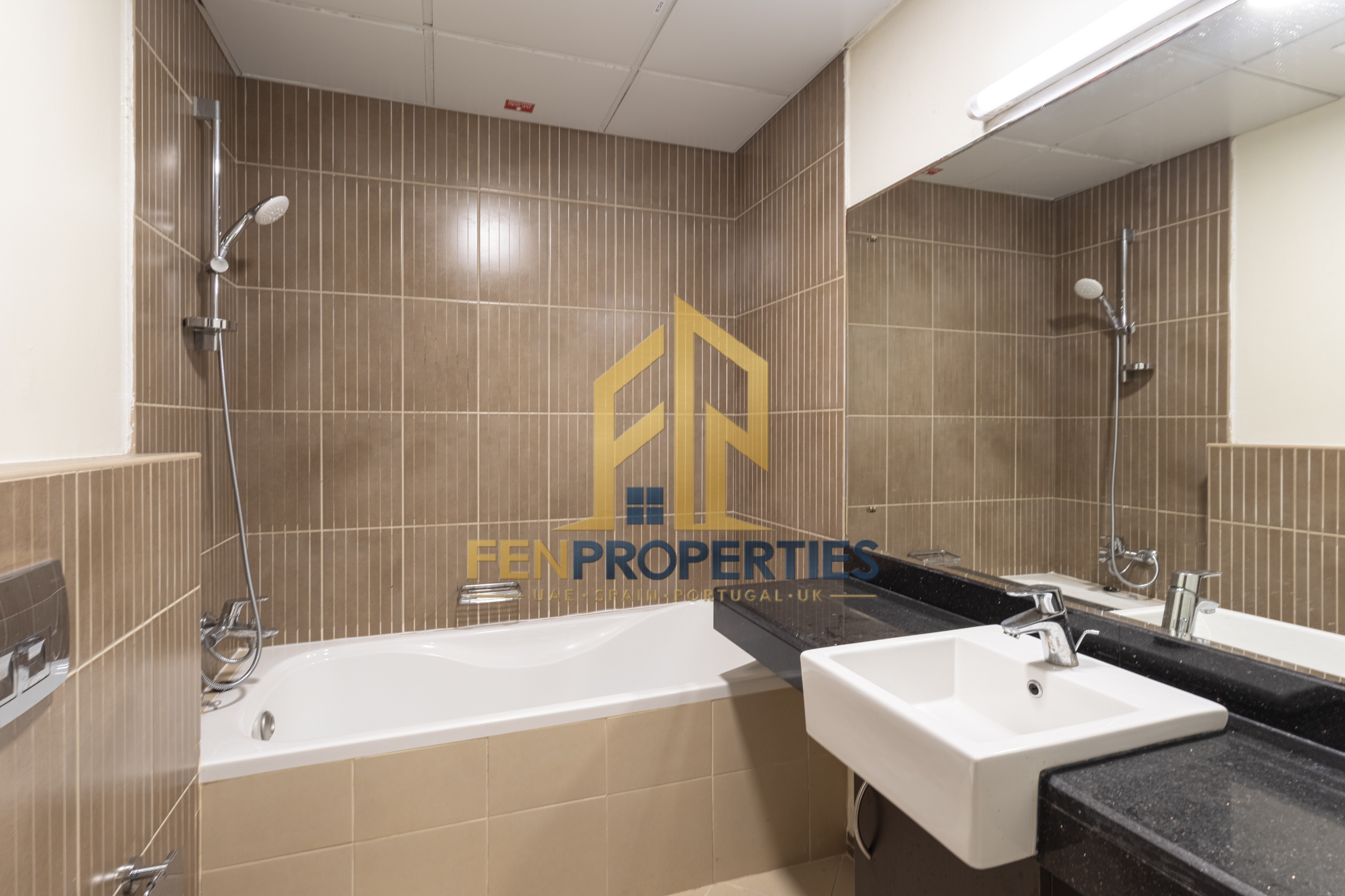 Apartment in Al Reem Island – photo 1 of 11